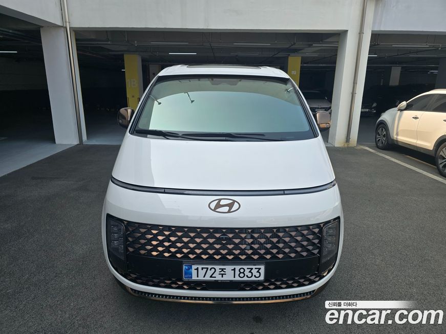 Hyundai Staria 2025