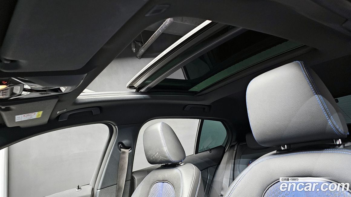 BMW 1-Series 2024