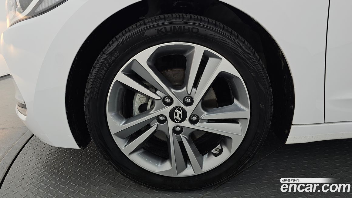 Hyundai AVANTE 2018