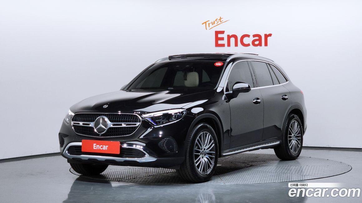 Mercedes-Benz GLC-Class 2025