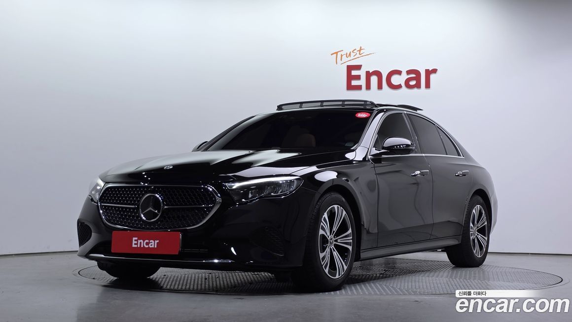 Mercedes-Benz E-Class 2024