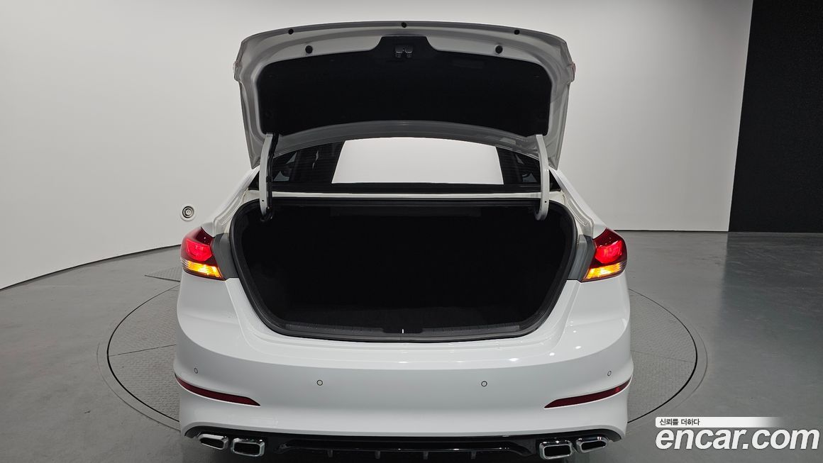 Hyundai AVANTE 2018
