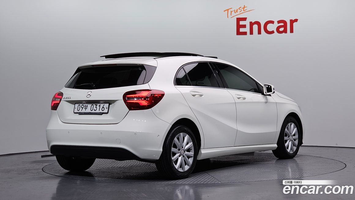 Mercedes-Benz A-Class 2017