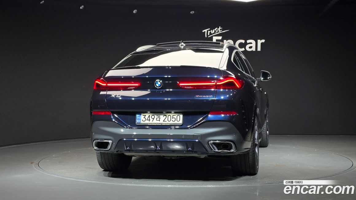 BMW X6 2022