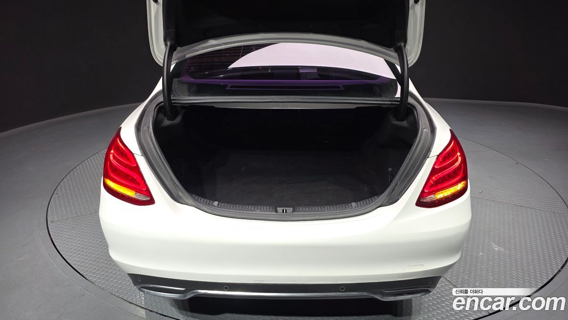 Mercedes-Benz C-Class 2015
