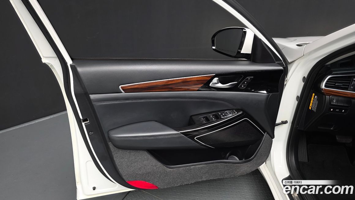 Kia K7 2016