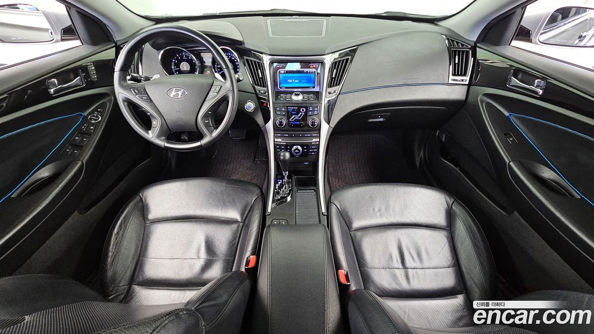 Hyundai Sonata 2010