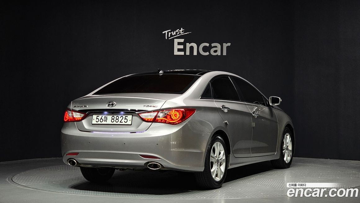 Hyundai Sonata 2010