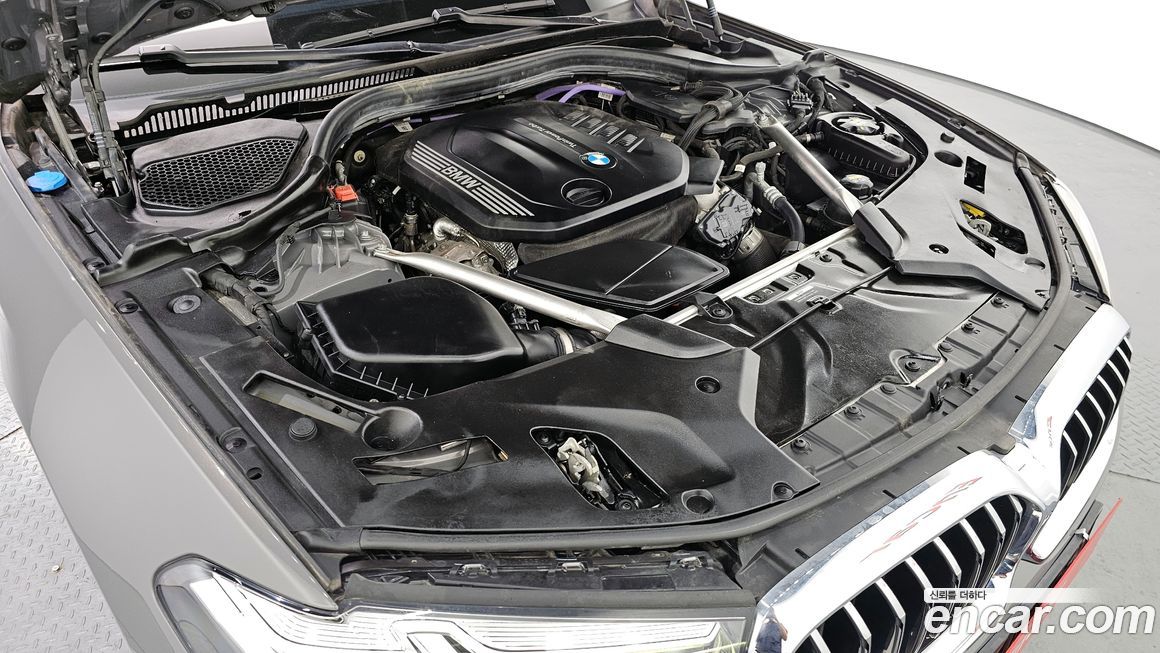 BMW 5-Series 2022