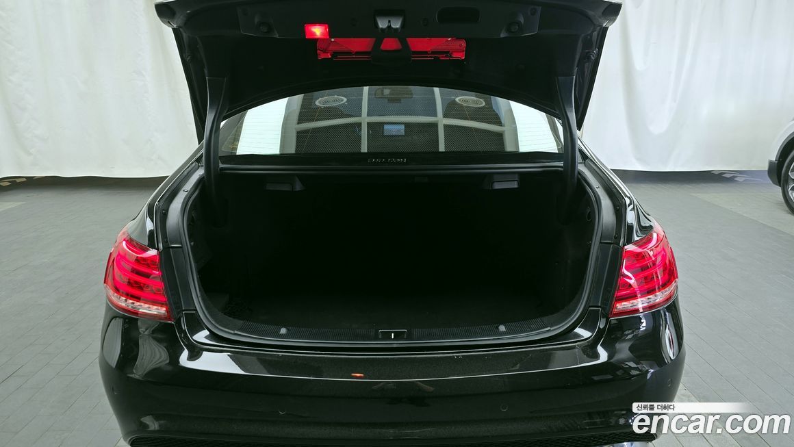 Mercedes-Benz E-Class 2014