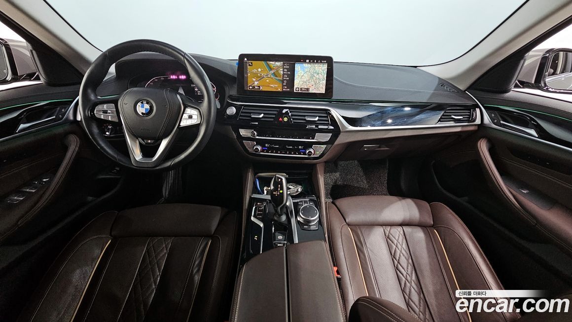 BMW 5-Series 2022