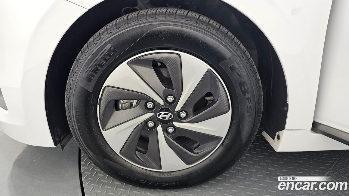 Hyundai Ioniq 2019