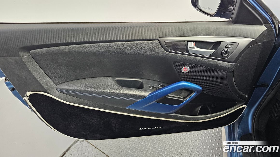 Hyundai Veloster 2015