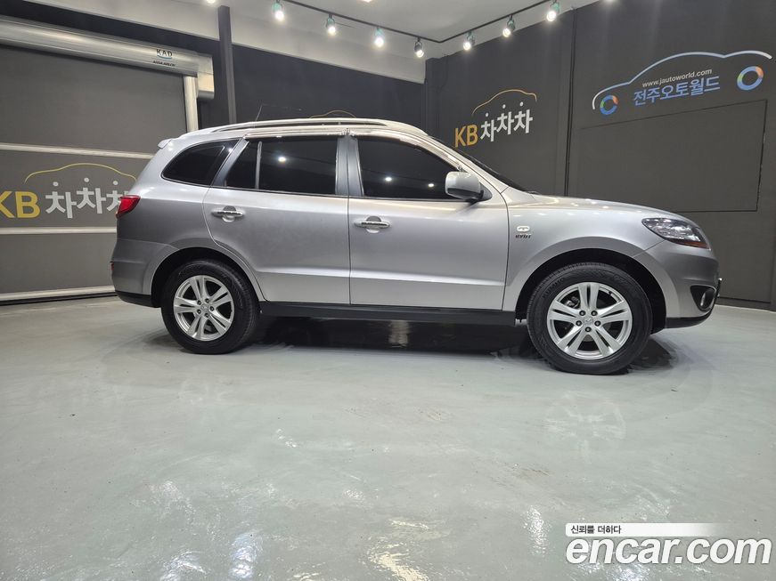 Hyundai Santafe 2011
