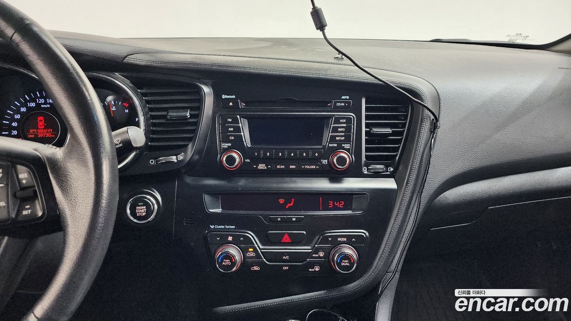 Kia K5 2011