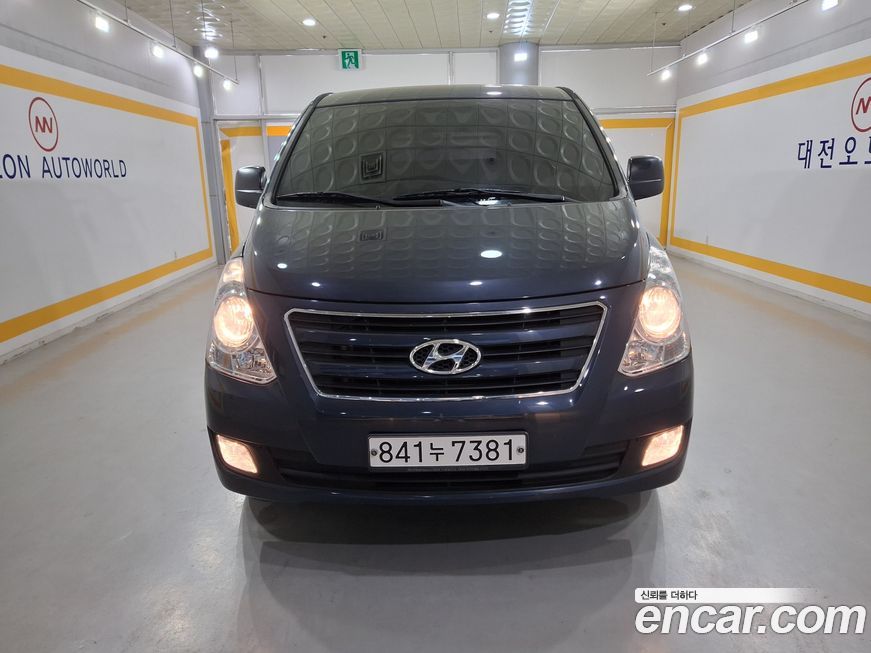 Hyundai Starex 2018