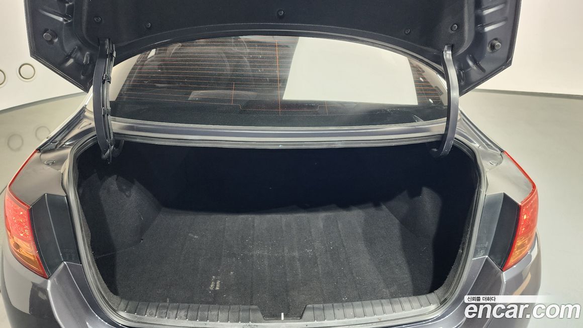 Kia K5 2011