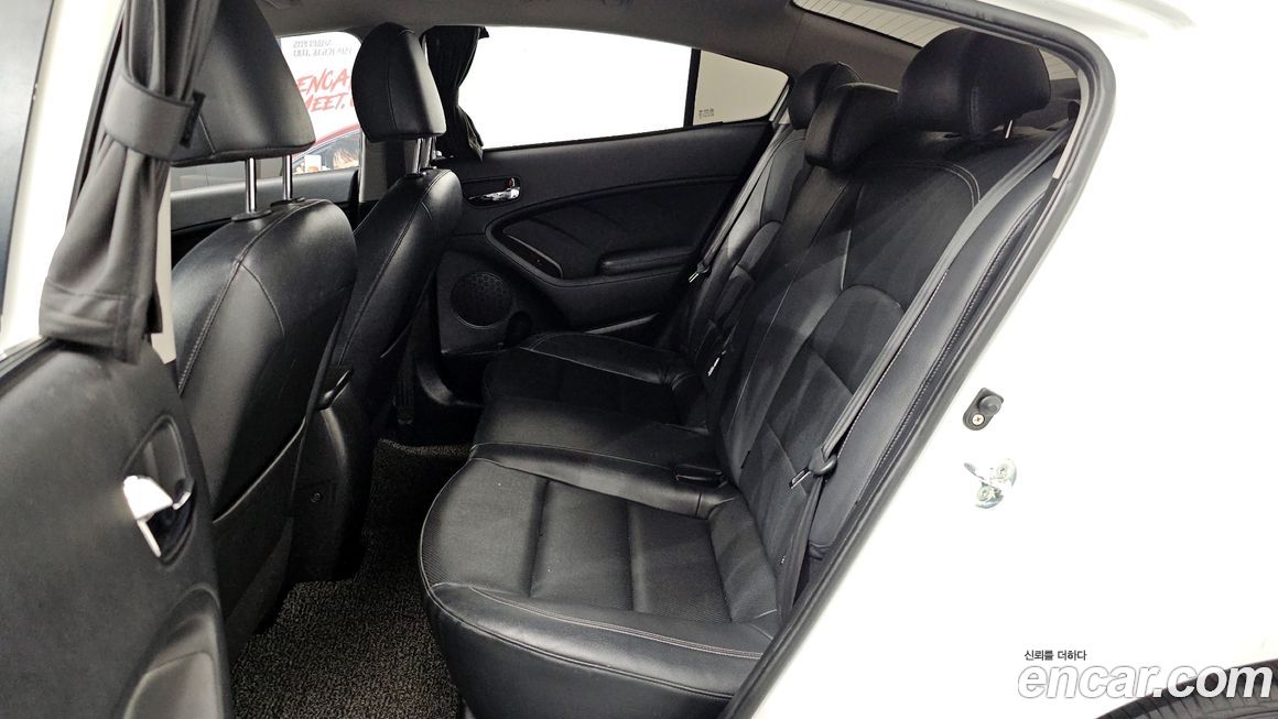 Kia K3 2013