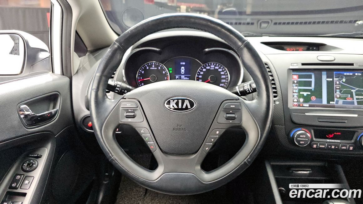 Kia K3 2013