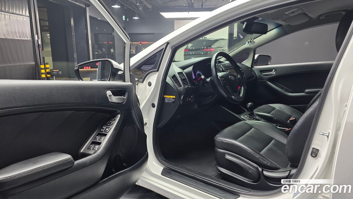 Kia K3 2015