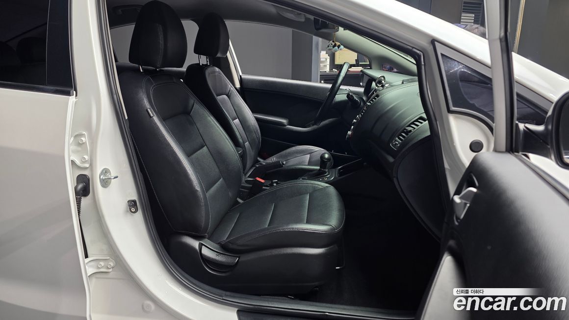 Kia K3 2015