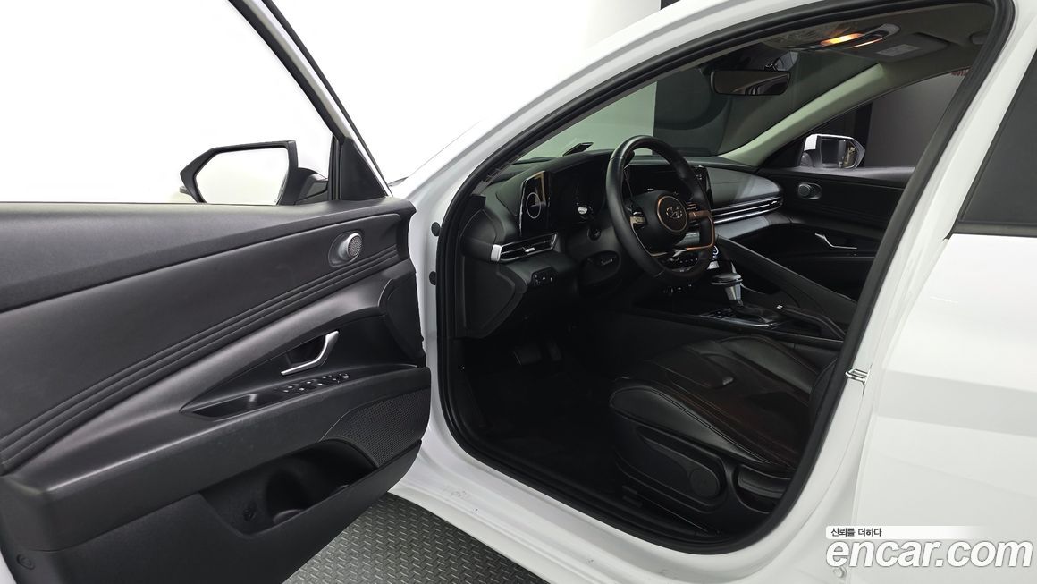 Hyundai AVANTE 2023