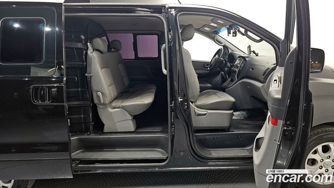 Hyundai Starex 2012