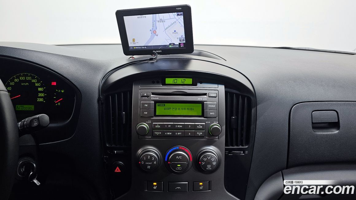 Hyundai Starex 2012