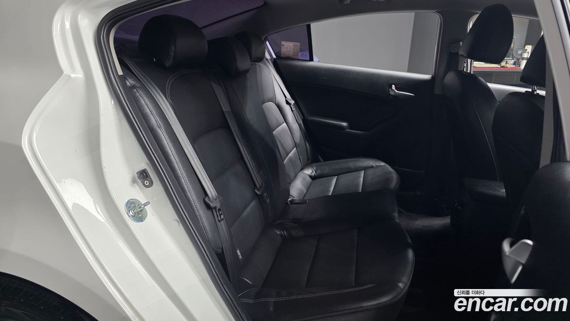 Kia K3 2015