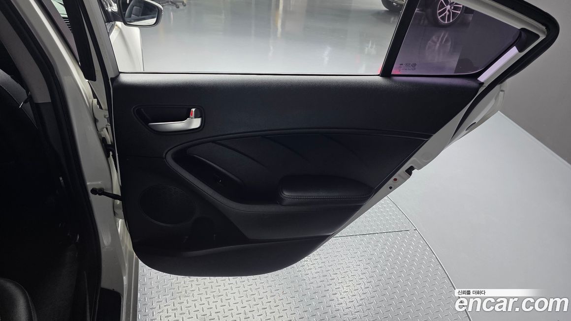 Kia K3 2015