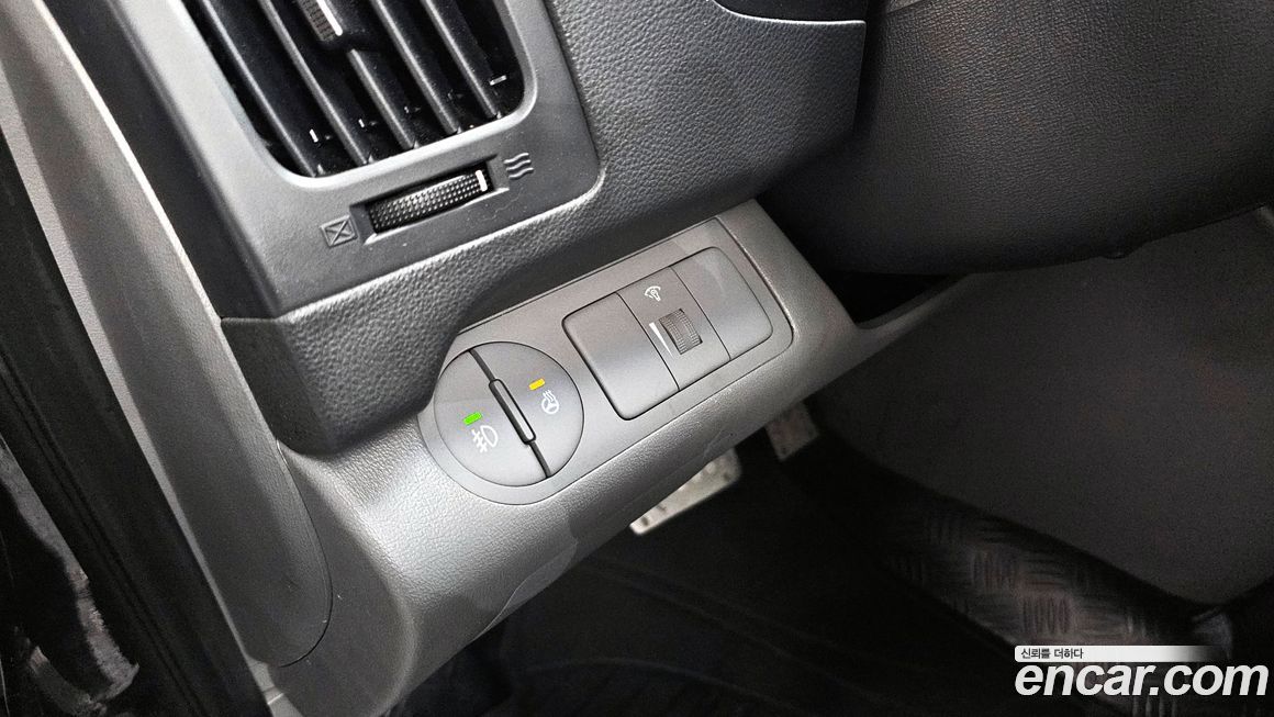 Hyundai Starex 2012