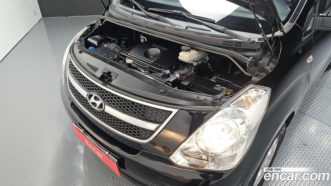 Hyundai Starex 2012