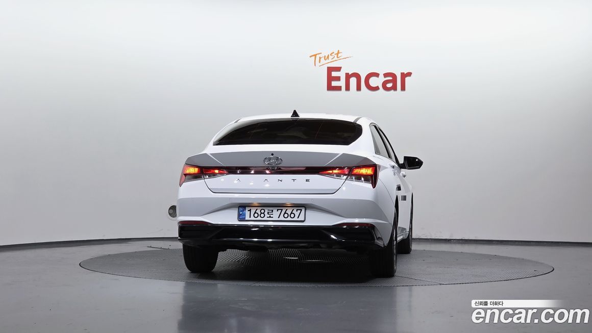 Hyundai AVANTE 2023