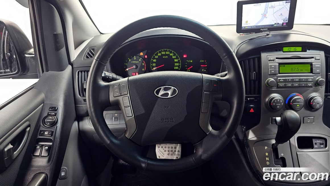 Hyundai Starex 2012