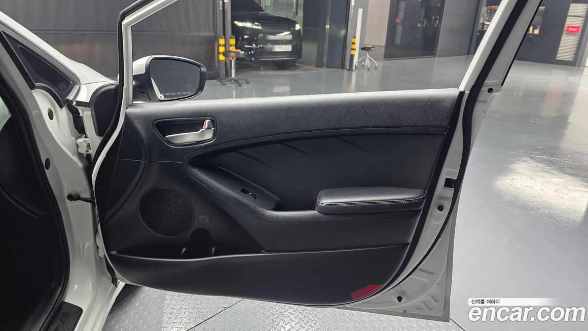 Kia K3 2015