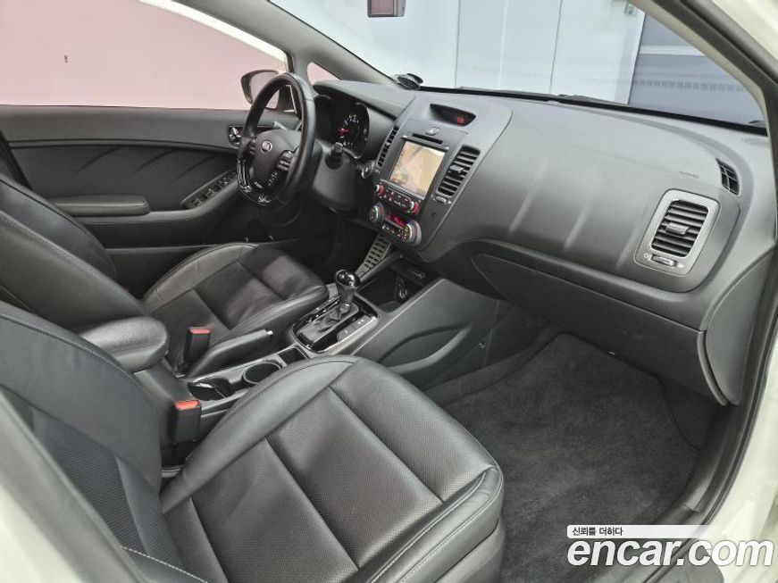 Kia K3 2016