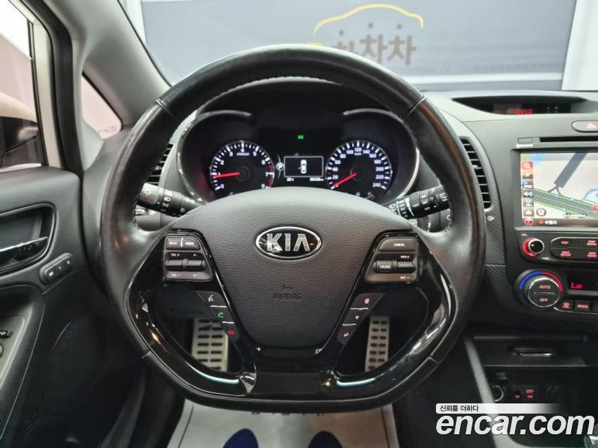 Kia K3 2016