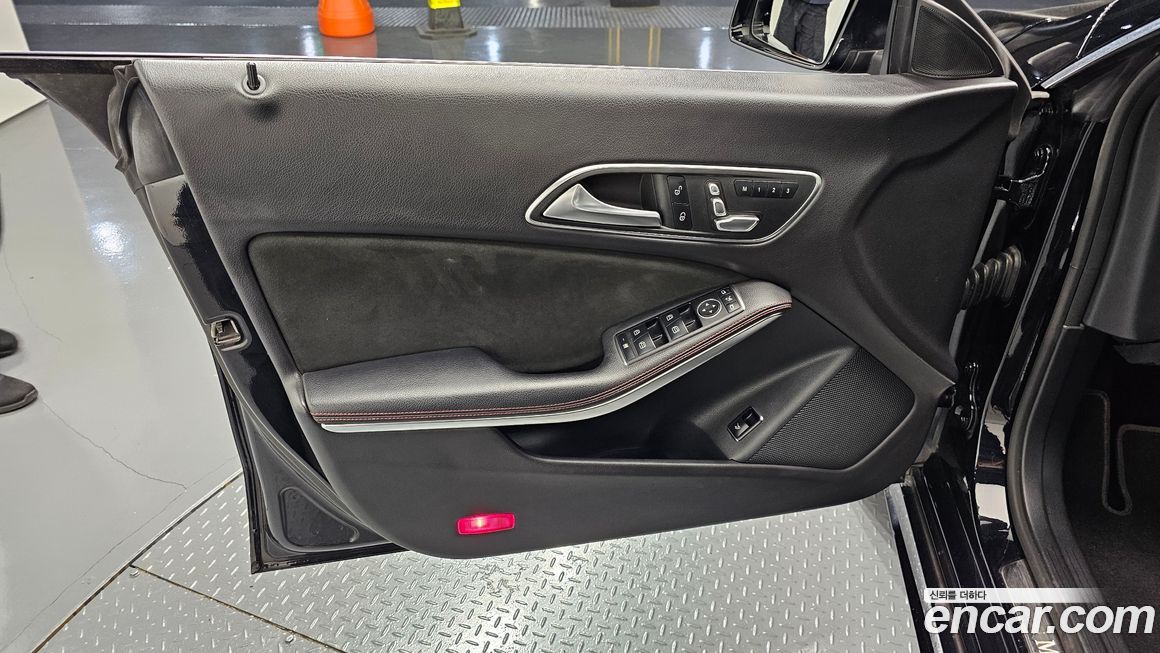 Mercedes-Benz CLA-Class 2018