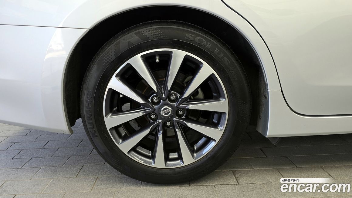 Nissan Altima 2017