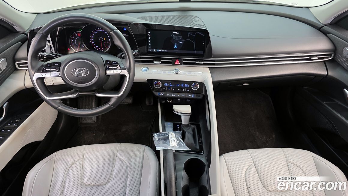 Hyundai AVANTE 2023