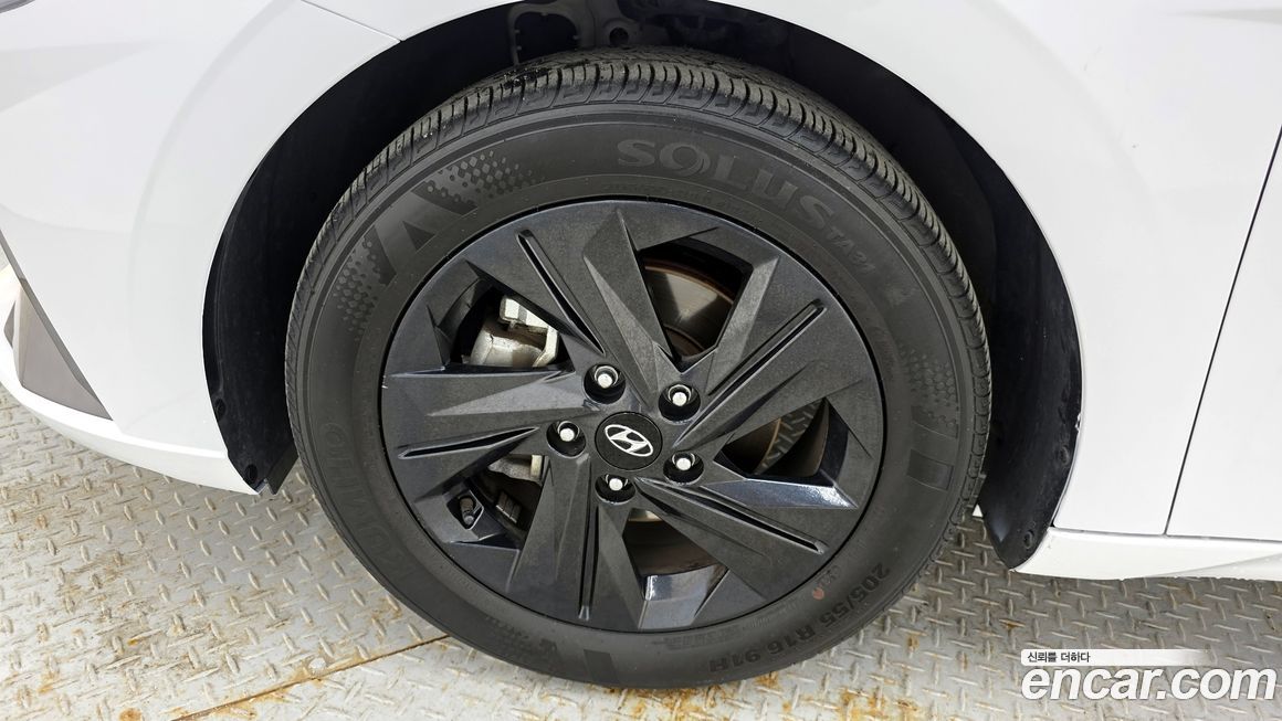 Hyundai AVANTE 2023