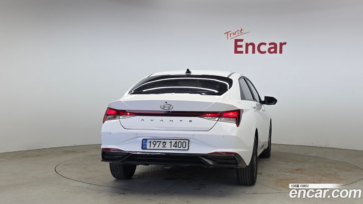 Hyundai AVANTE 2023