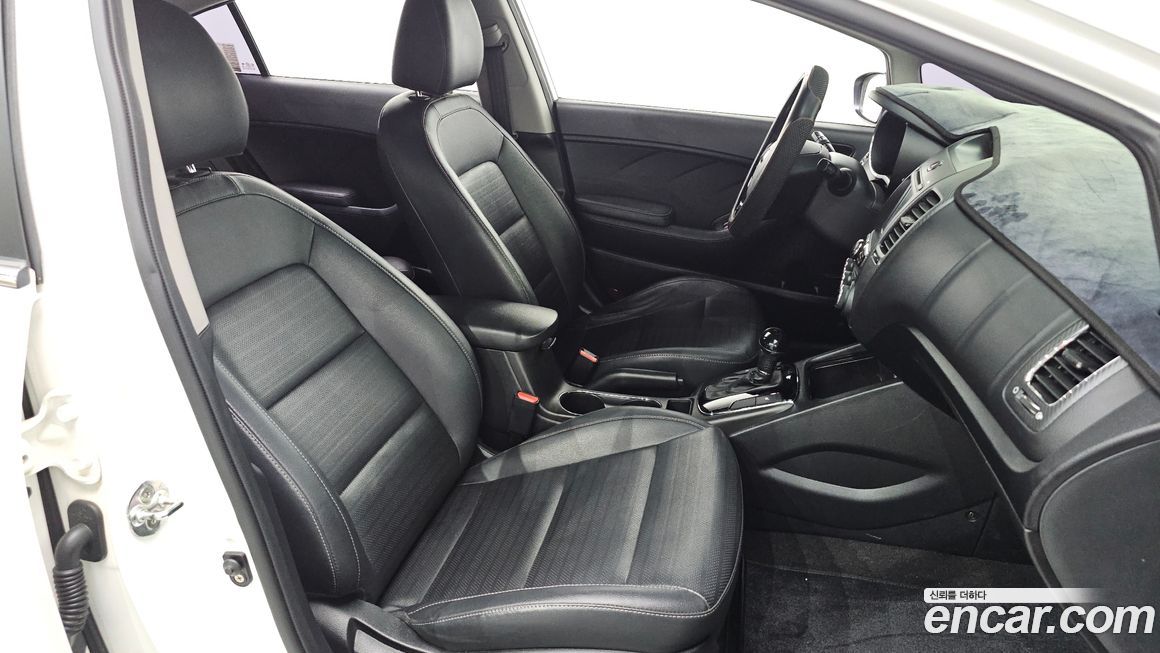 Kia K3 2018