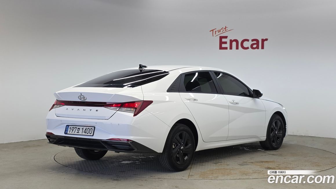 Hyundai AVANTE 2023