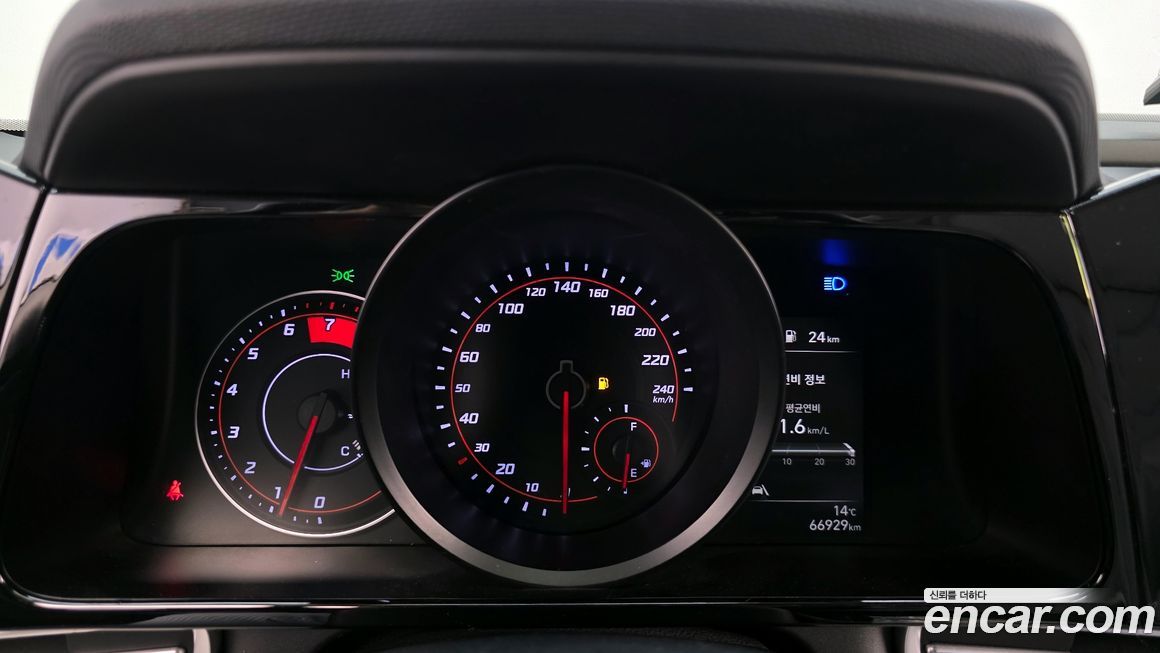 Hyundai AVANTE 2023