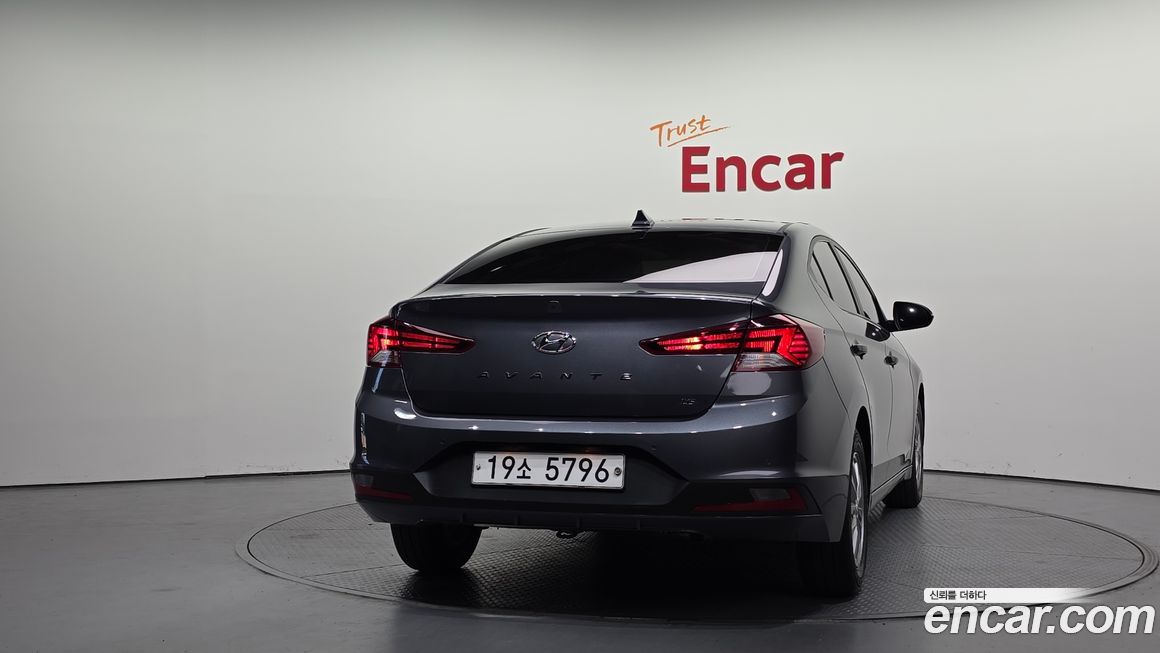 Hyundai AVANTE 2019