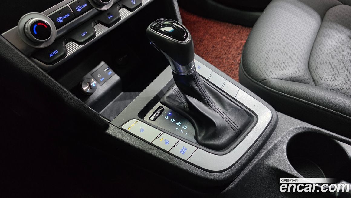 Hyundai AVANTE 2019