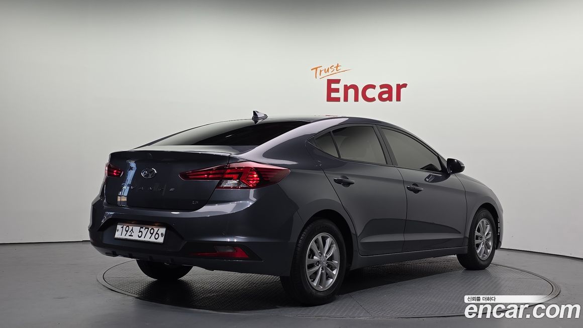 Hyundai AVANTE 2019