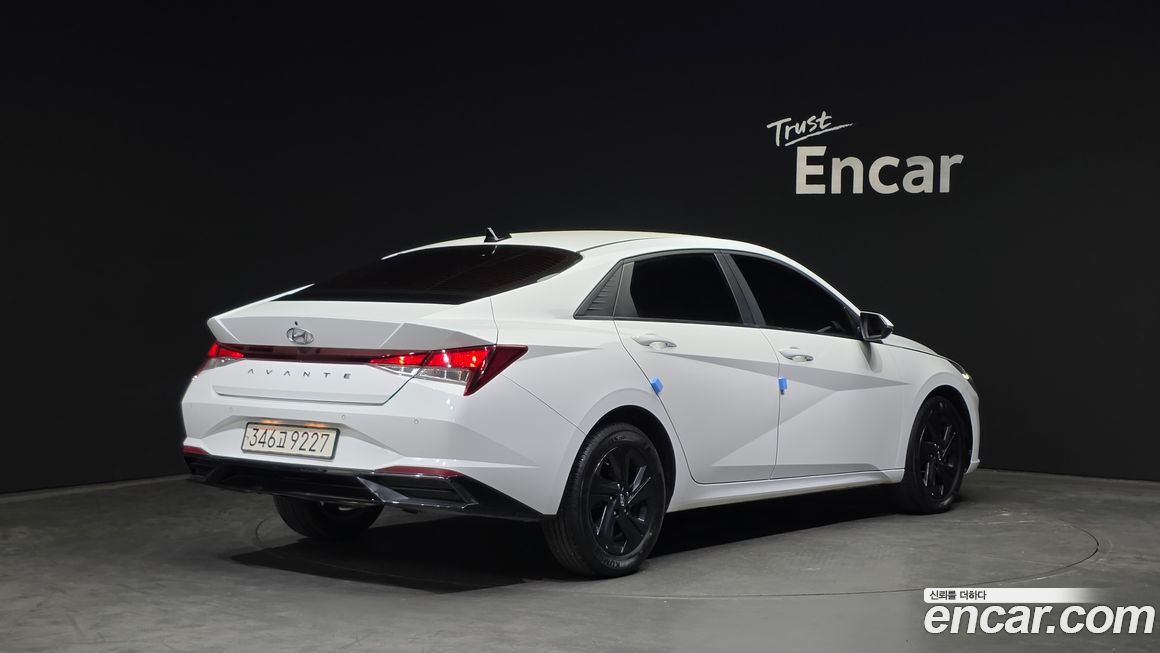 Hyundai AVANTE 2023
