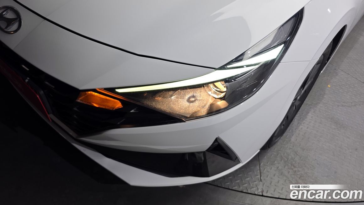 Hyundai AVANTE 2023